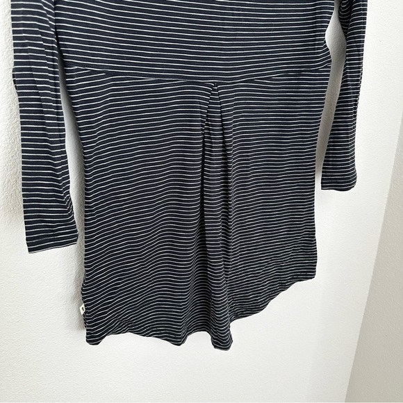 Toad & Co Tamara Tunic Top V Neck Navy Striped Size Small Women’s 3/4 Sleeves - Picture 8 of 11